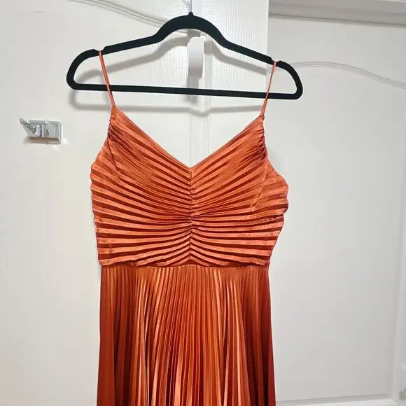 DELFI Collective Aria Satin Sweetheart Gown Brown M - Picture 8 of 11